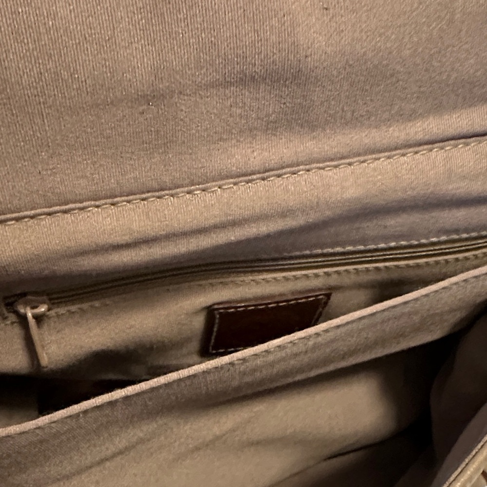 Medallion Leather Bag - Picture 6 of 11